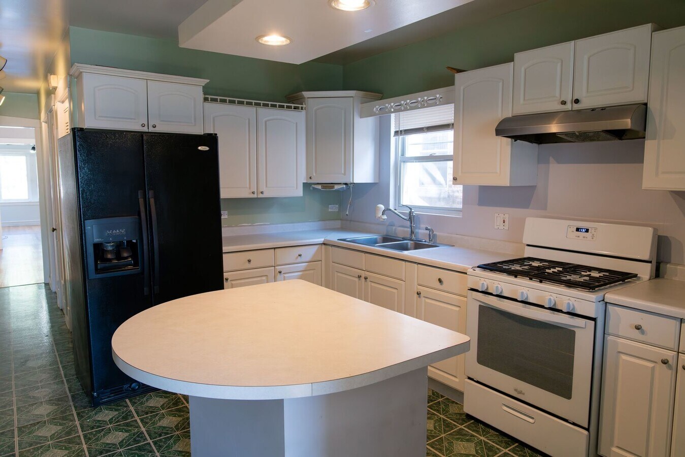 Photo - 4843 W George St Unit 2