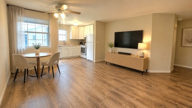 Photo - 36 Gant Cir Unit H