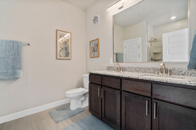 Photo - 1405 SW Bright Rd Apartment Unit 308