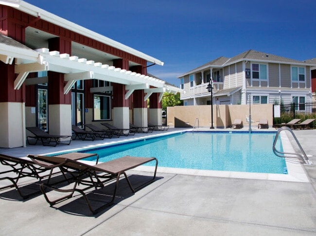 Photo - Grove at Sunset Court