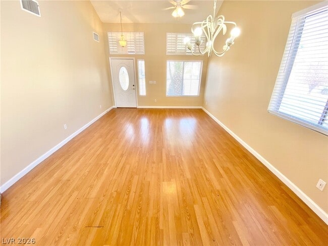 Photo - 5828 Fern Gully Way