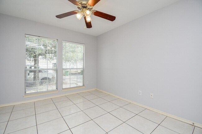 Photo - 12827 Magenta Oaks
