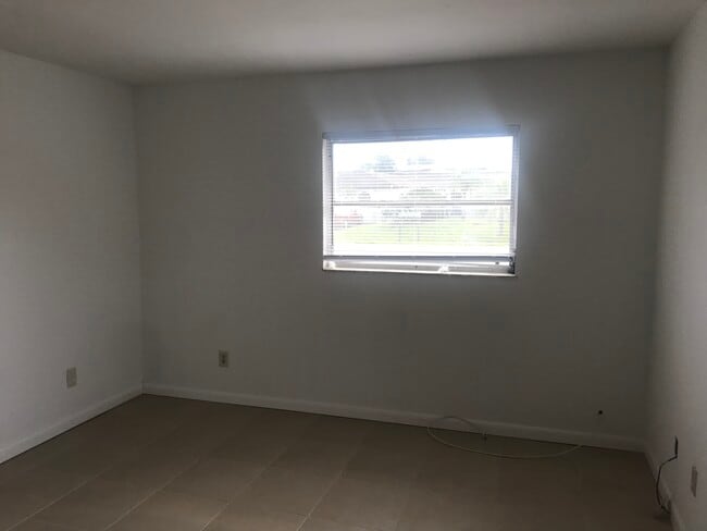 Photo - 16890 Carmen Ave