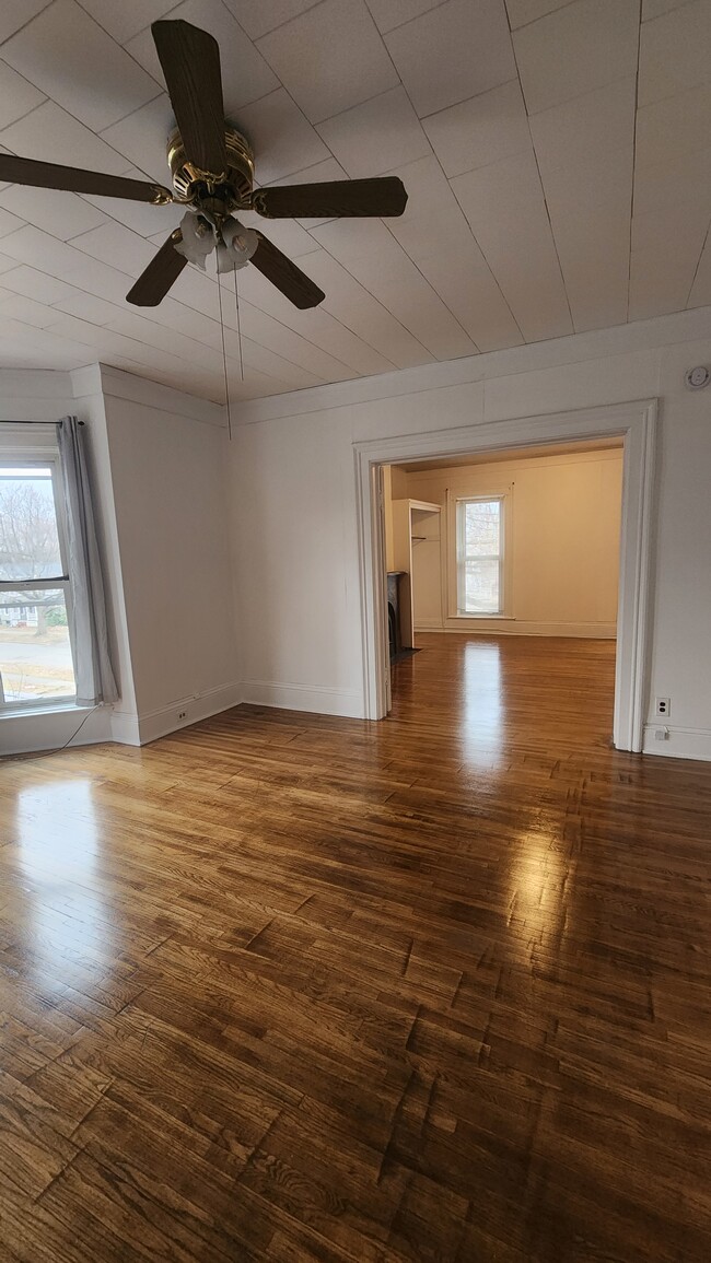 Photo - 17 Green St Unit 2