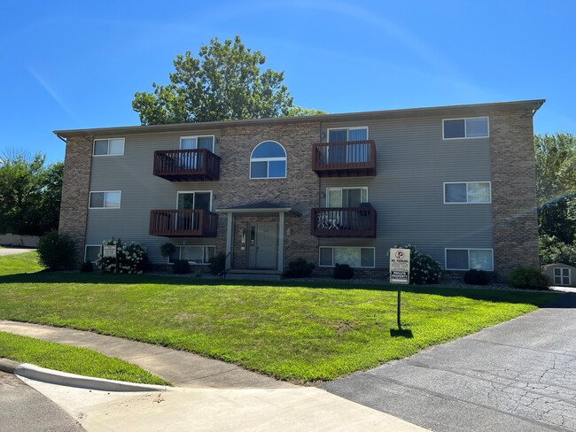Building Photo - 2474 N Florian Rental