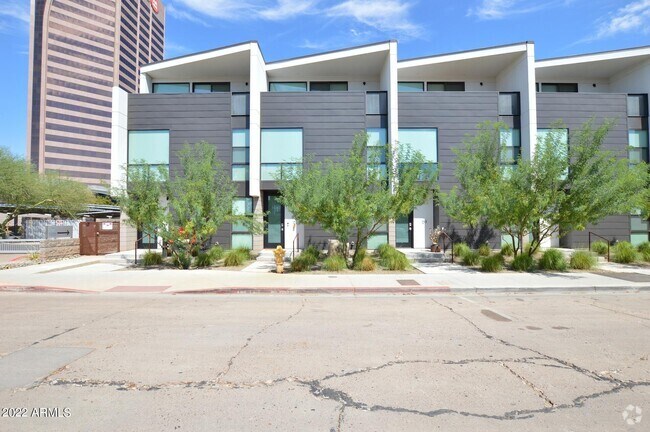 Building Photo - 1717 N 1st Ave Unit 102 Rental