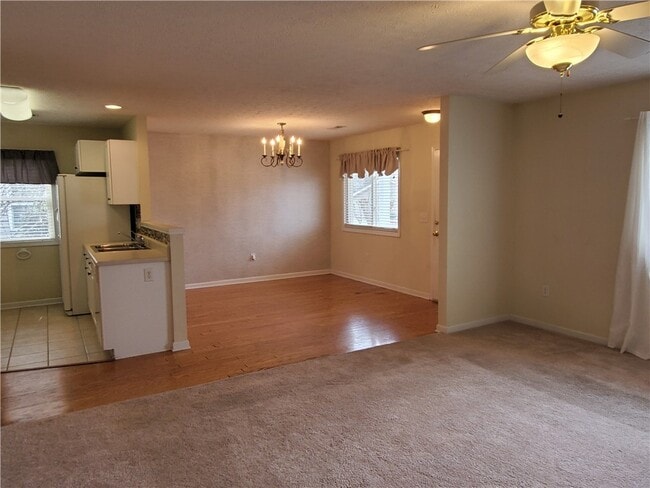 Photo - 123 Perkins Pl