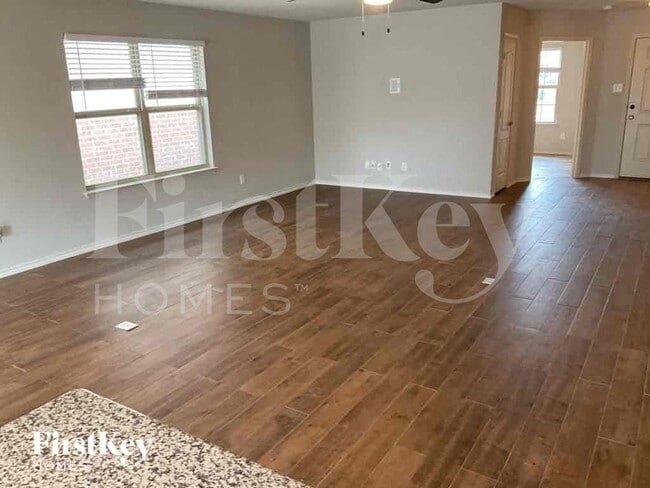 Photo - 7513 Captain Ln