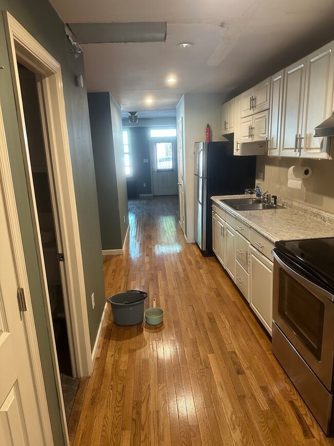 Photo - 104 N Lehigh Ave