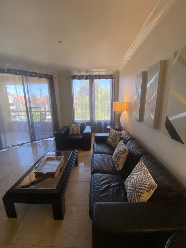 Photo - Amazing 2 bedroom furnished condo 1 block ...