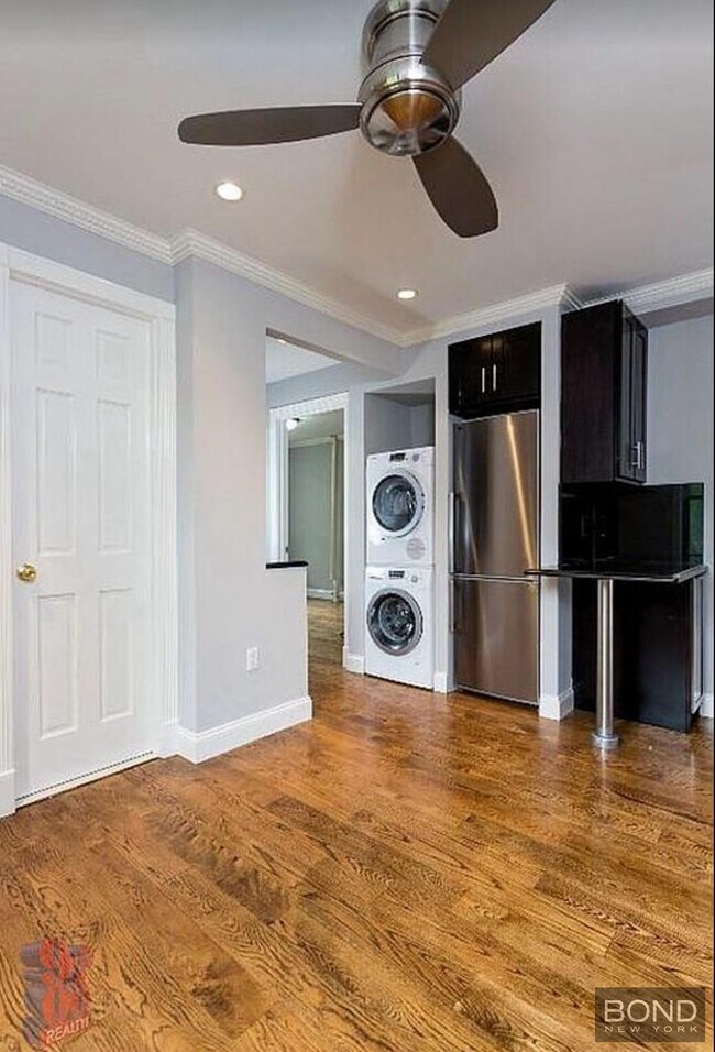 Building Photo - 158 Loisaida Ave Unit 1 Rental