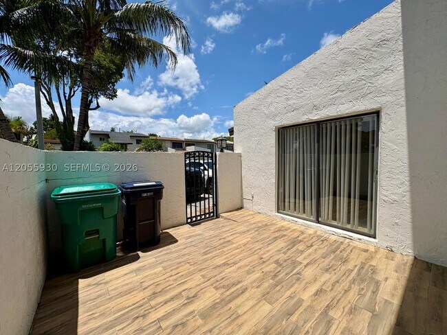 6979 SW 110th Pl