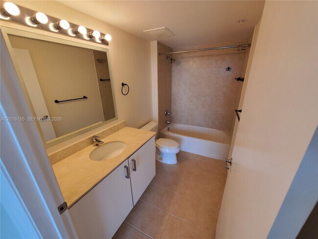 9066 SW 73rd Ct Unit 1808