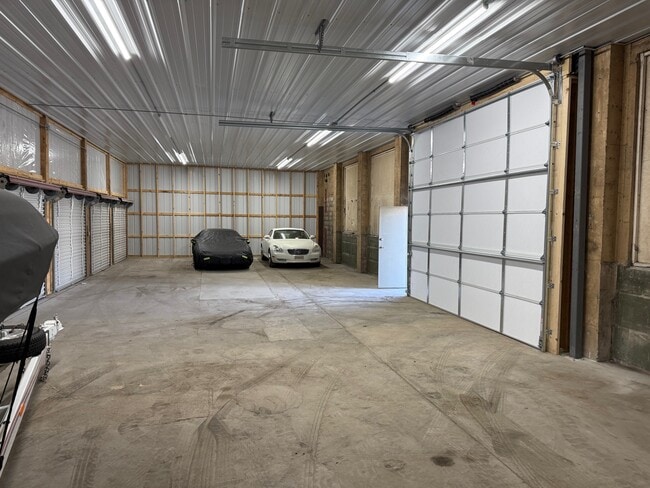 Building Photo - 801 E Main St Unit 16-23