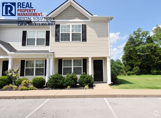 Building Photo - Great 2BR/2.5BA Mboro townhome close to MTSU!