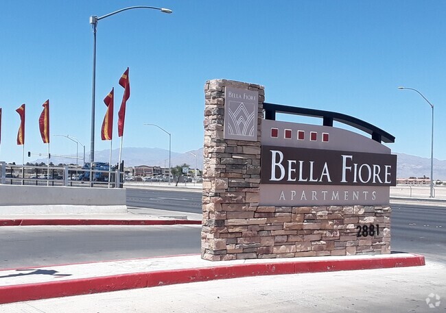 Building Photo - Bella Fiore Rental