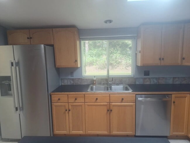 Photo - 6674 N Van Decar Rd SE