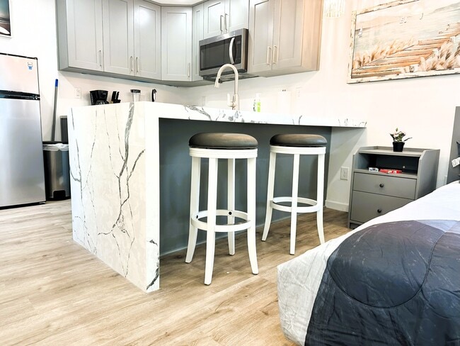 Photo - 2215 E Ocean View Ave