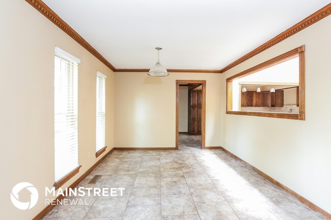 Photo - 8312 NW 112th St