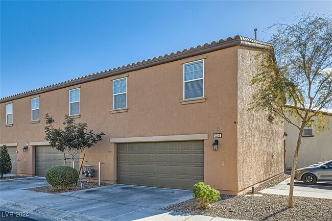 Photo - 5221 Steep Cliffs Ave Townhome