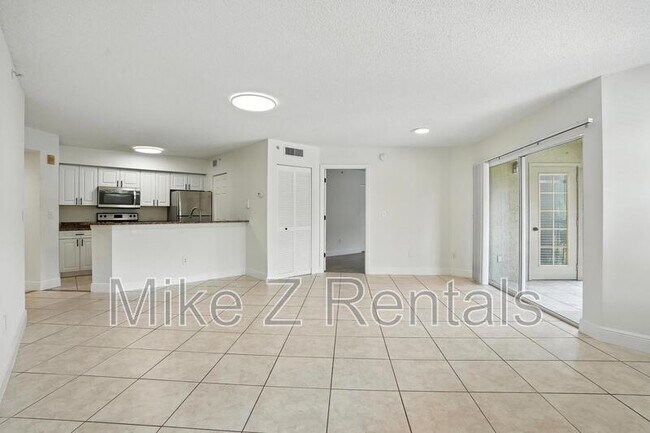 Photo - 8880 Colonnades Ct W Unit #422