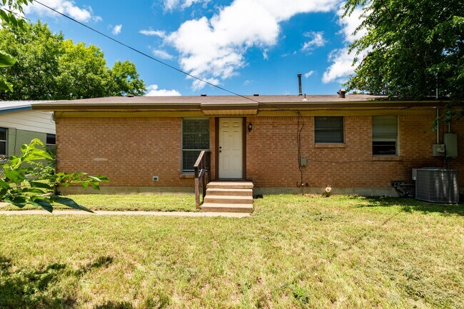 Photo - 1402 Missouri Ave
