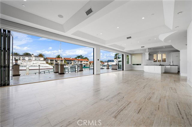 Photo - 45 Linda Isle