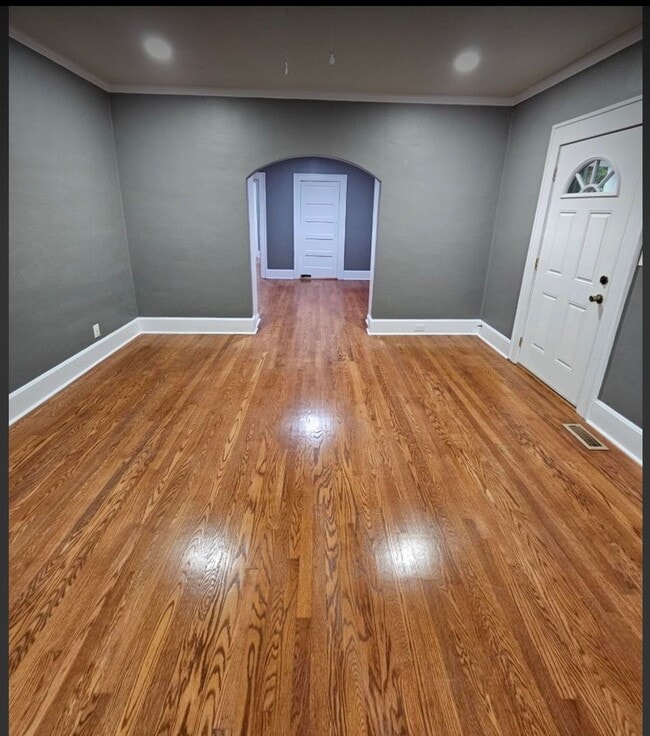 Photo - 1508 Branch St NW