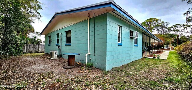 Photo - 1516 Roger Dr Unidad 2