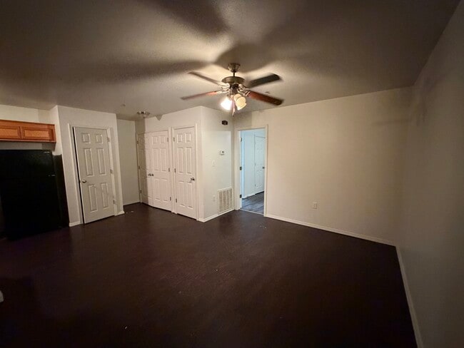 Photo - Triplex 300-2