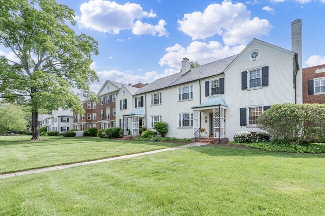 Beautiful Home Available Near Libbie & Gro... - Beautiful Home Available Near Libbie & Gro...