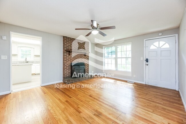 Photo - 2305 Standing Springs Rd