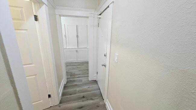 Photo - 1330 W 11th St Unidad 2