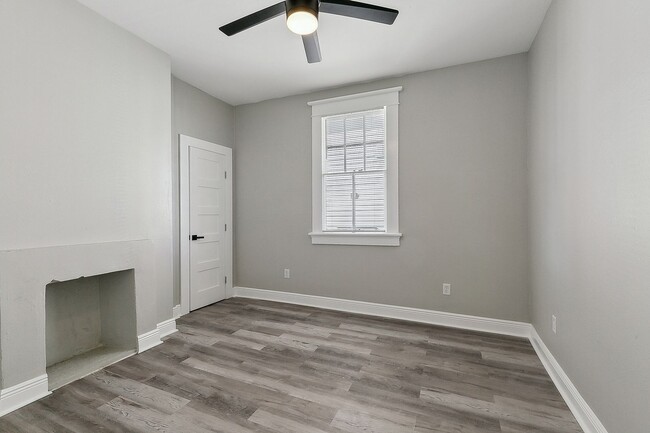 Photo - 2301 Peniston St Apartment Unit 1 (Primary )