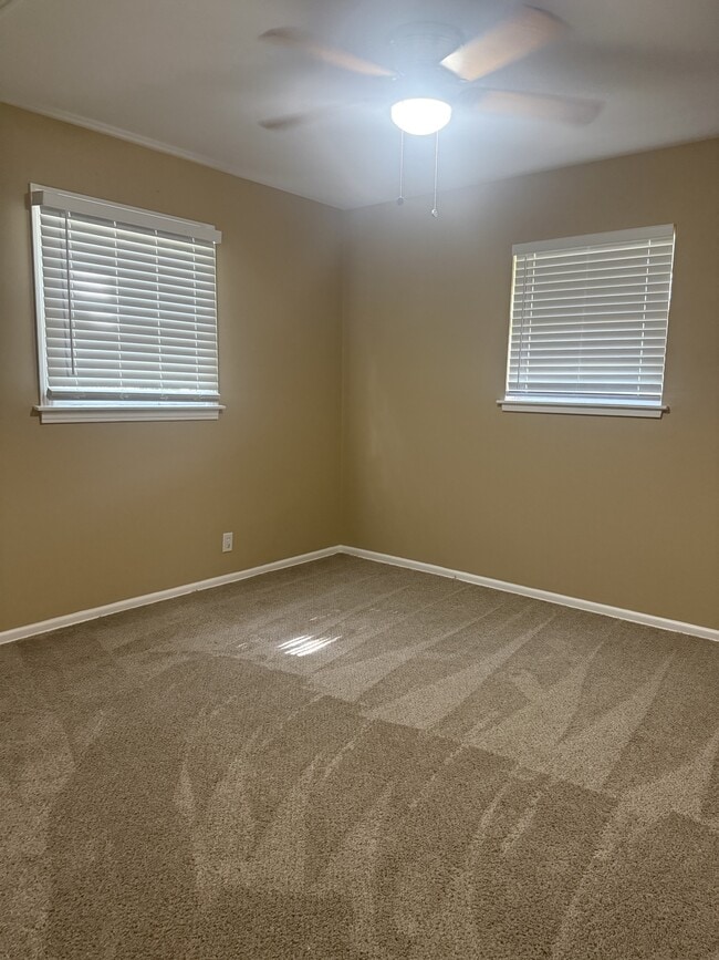 Photo - 5955 Windy Hill Cir S