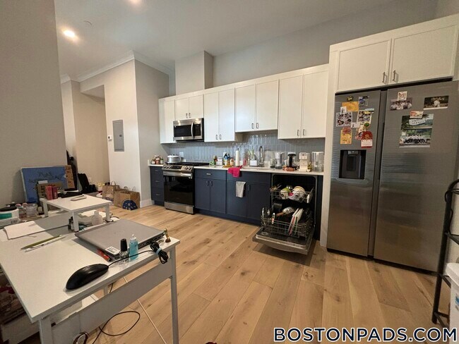 Photo - 157 Everett St Unit 201