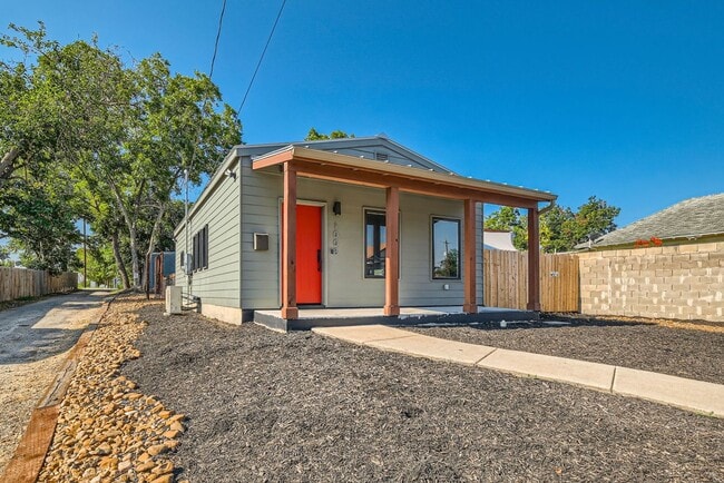 Photo - Home with Guest Suite