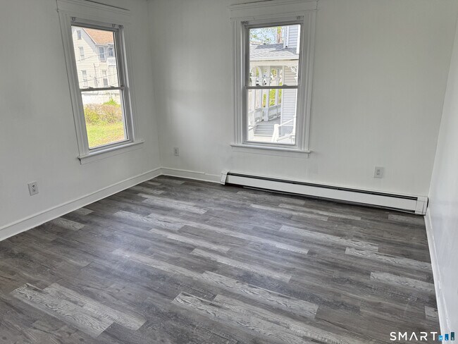 Photo - 20 Coe St