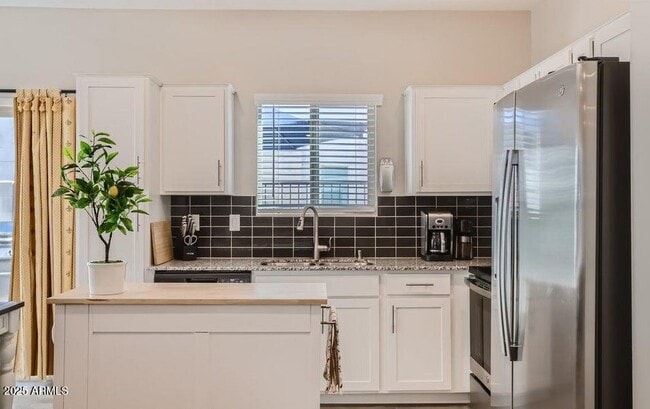 Photo - 2241 W Griswold Rd