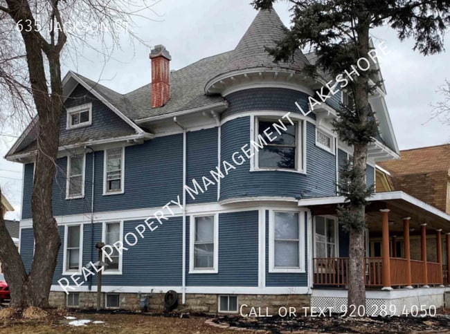 Building Photo - 635 Jackson St