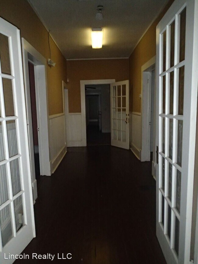 Photo - 5 br, 3 bath House - 108 E Adair St