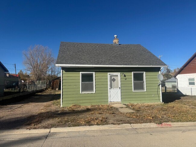 Photo - 18 Frontier St