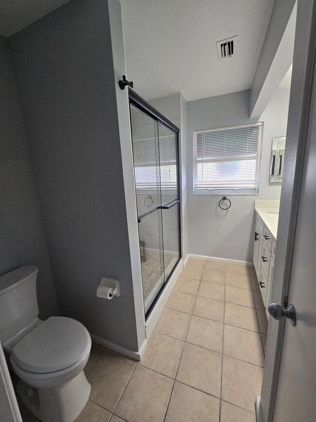 Photo - 824 Padua Ln