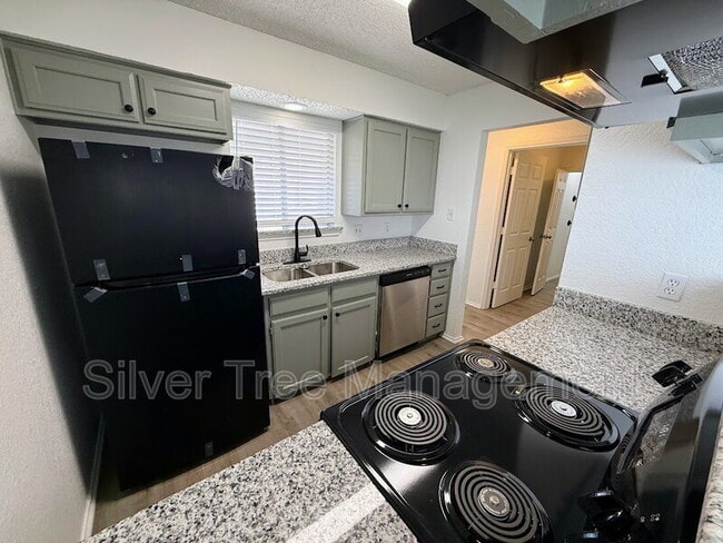 Photo - 2326 Summer Pl Dr