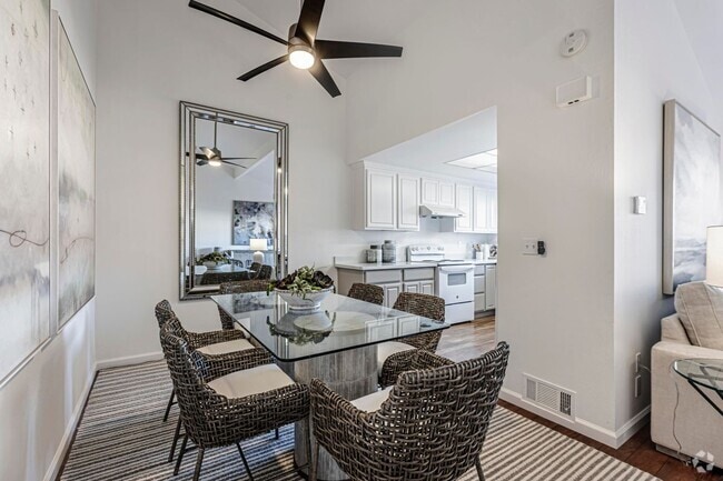 Building Photo - 10995 Northseal Square Rental