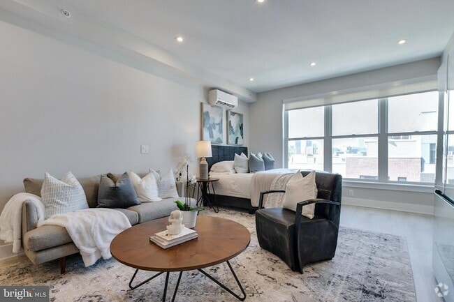 Building Photo - 1533 Ridge Ave Unit 201 Rental