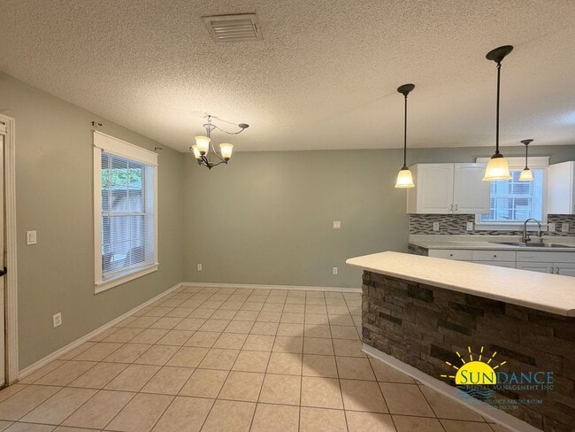 Photo - Charming 3 Bedroom Home in Mary Esther near Hurlburt Field!