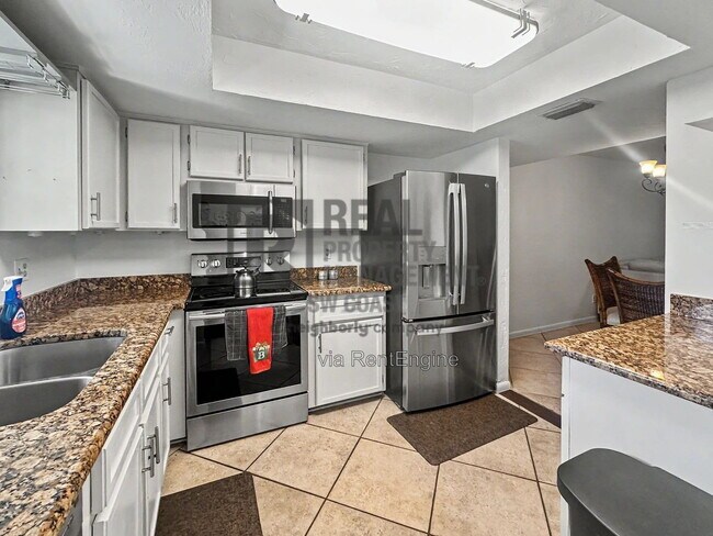 28100 Pine Haven Way Unit 5