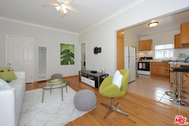 Photo - 2326 Pacific Ave Unit E