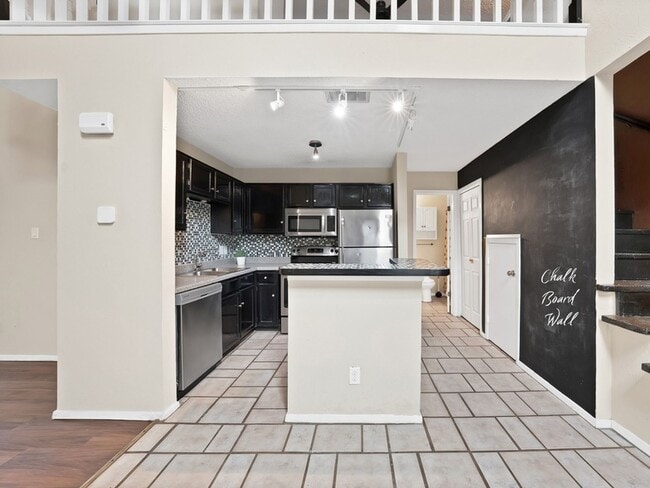 Photo - 2428 Forest Brook Ln Unidad 1211